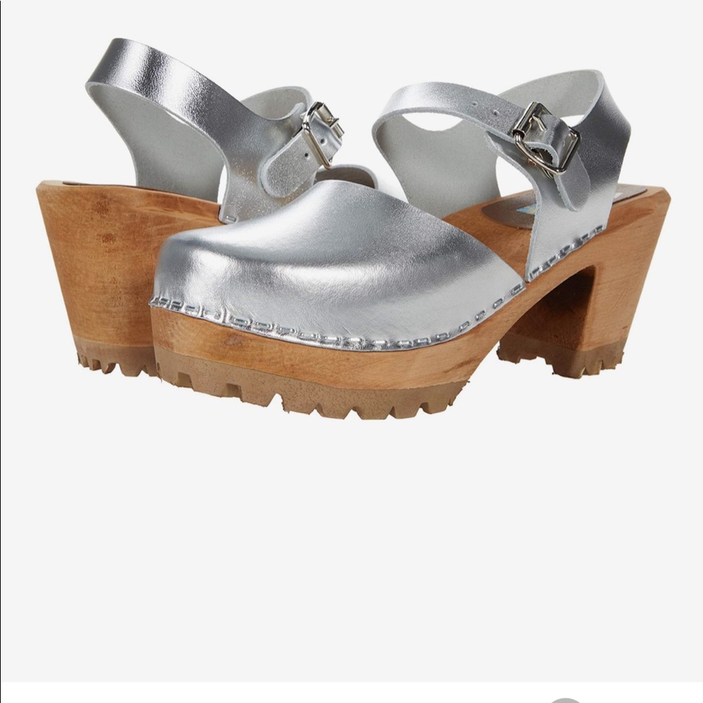Silver Mia Platform Clog- gently used size 38